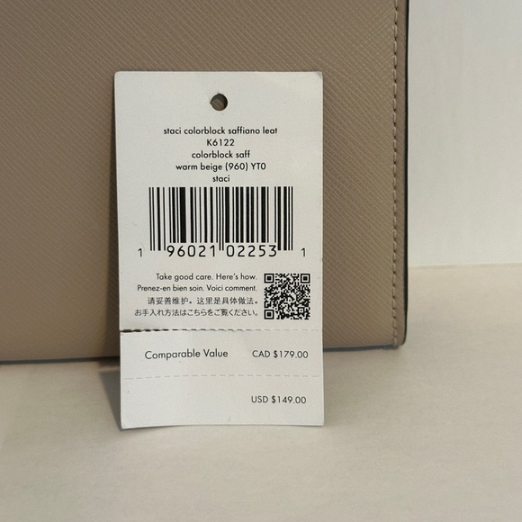 Kate Spade Wristlet - Picture 10 of 11